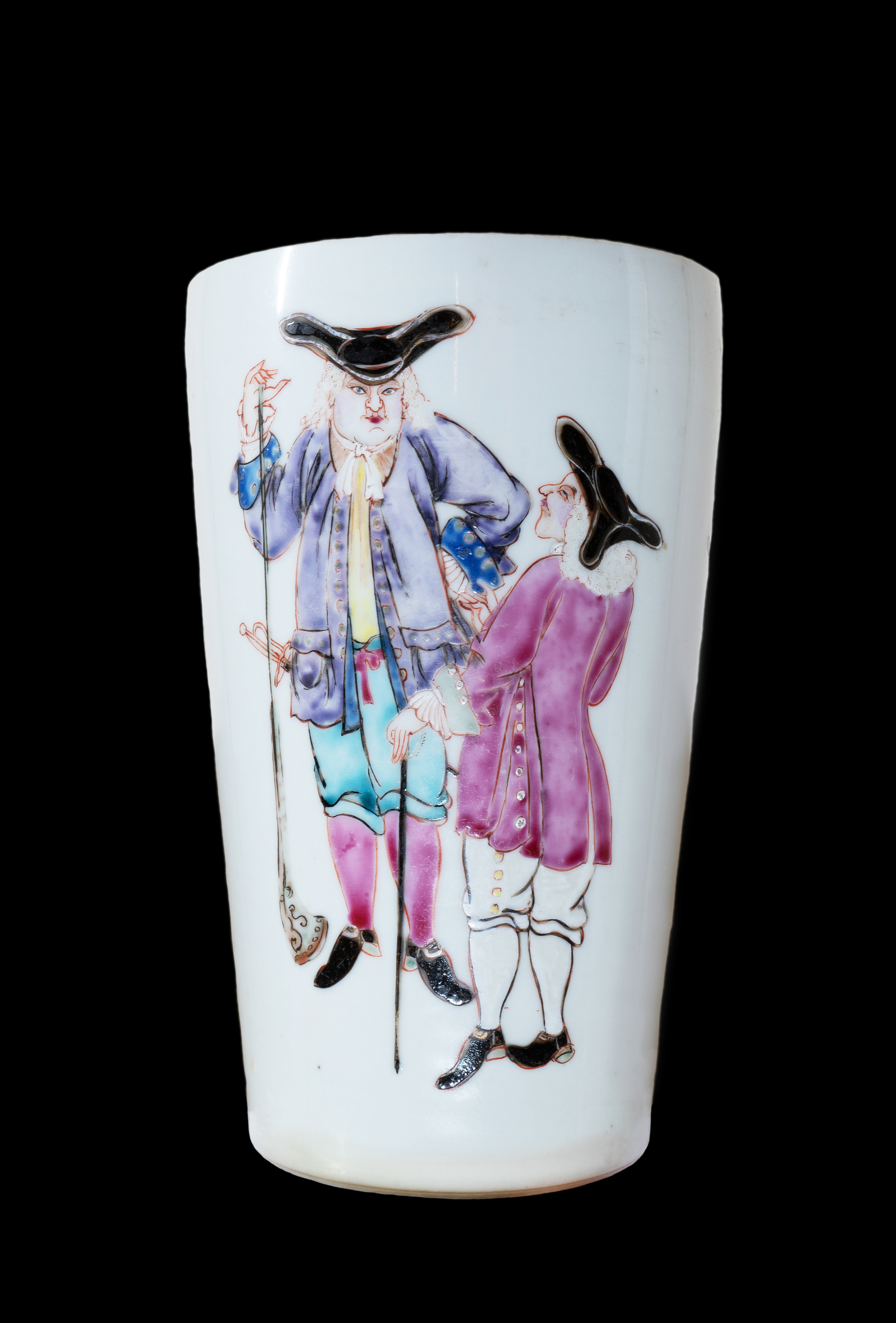 Chinese porcelain Beaker Vase with European Figures